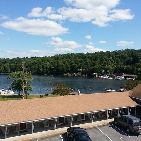 Clark'S Beach Motel โอล์ ฟอร์จ ภายนอก รูปภาพ