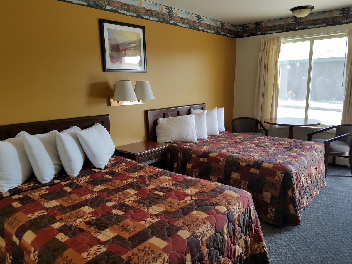 Clark'S Beach Motel โอล์ ฟอร์จ ภายนอก รูปภาพ