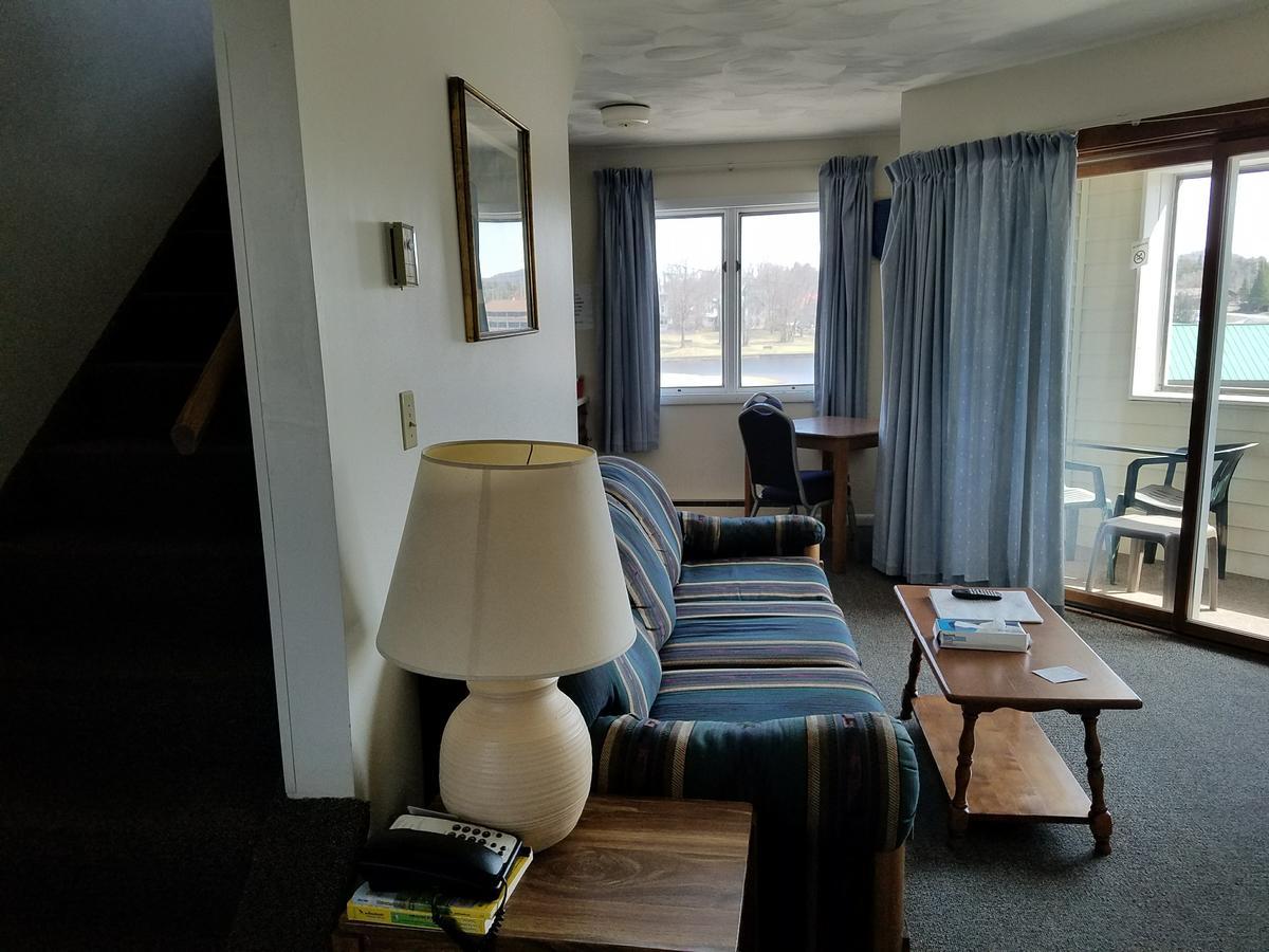 Clark'S Beach Motel โอล์ ฟอร์จ ภายนอก รูปภาพ