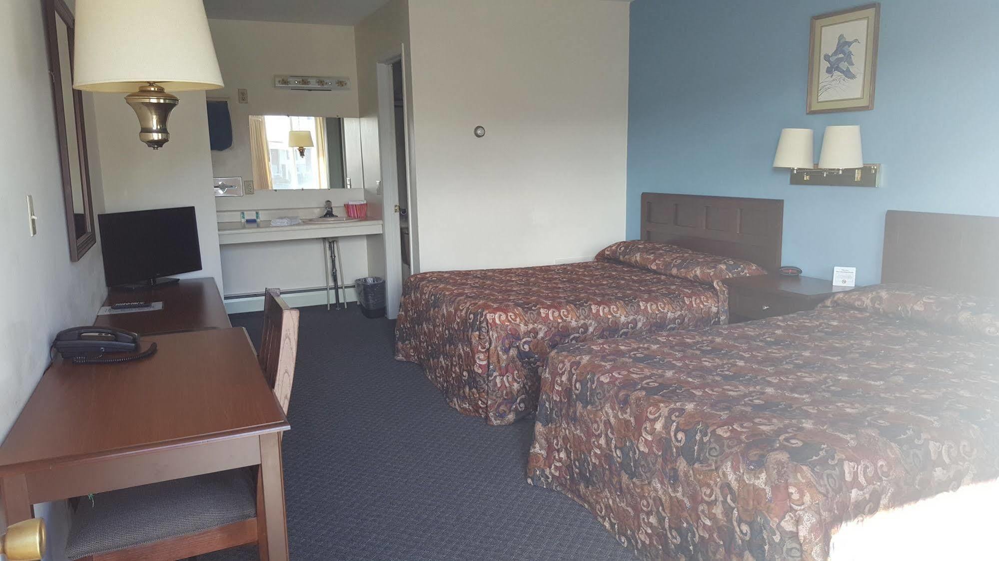 Clark'S Beach Motel โอล์ ฟอร์จ ภายนอก รูปภาพ